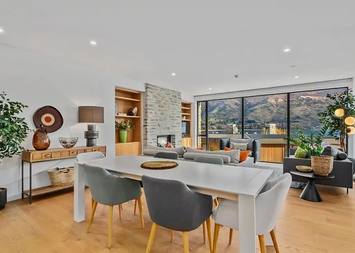 Lakeview Luxury Vista 2-bedroom *