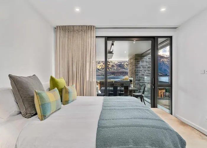 Lakeview Luxury Vista 2-bedroom Wanaka