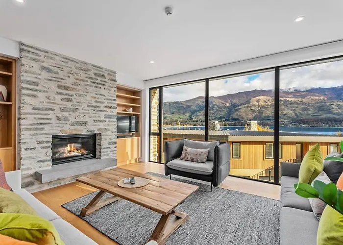 Lakeview Luxury Vista 2-bedroom Wanaka