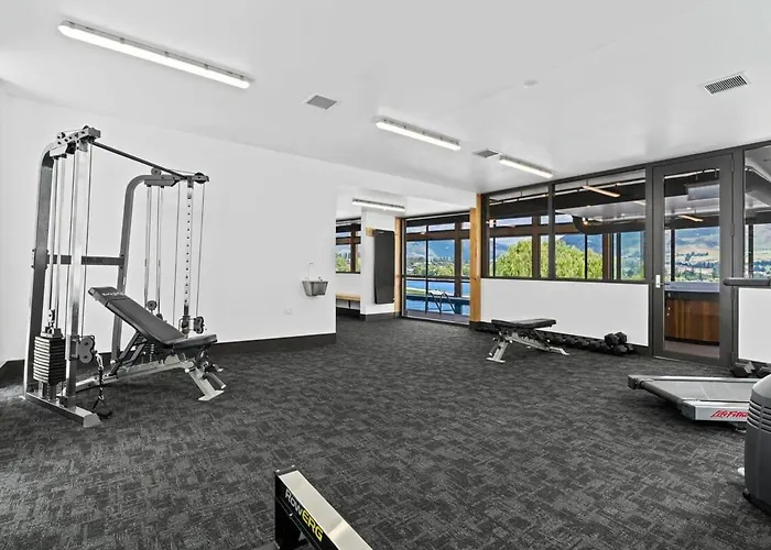 Lakeview Luxury Vista 2-bedroom Wanaka