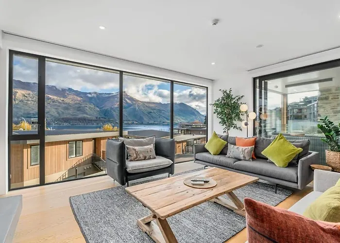 Lakeview Luxury Vista 2-bedroom